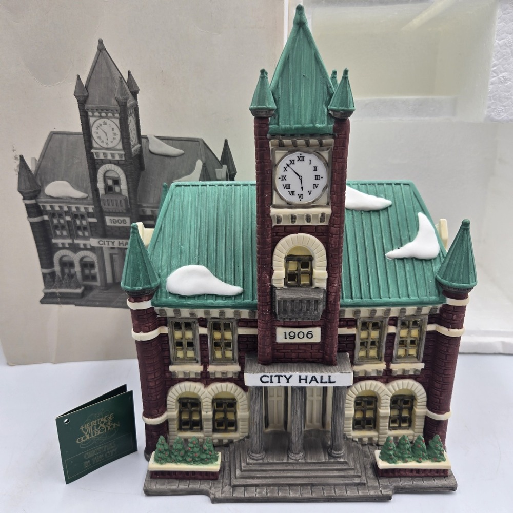 Dept 56 Christmas in The City - City Hall #59692 Heritage Village Collection